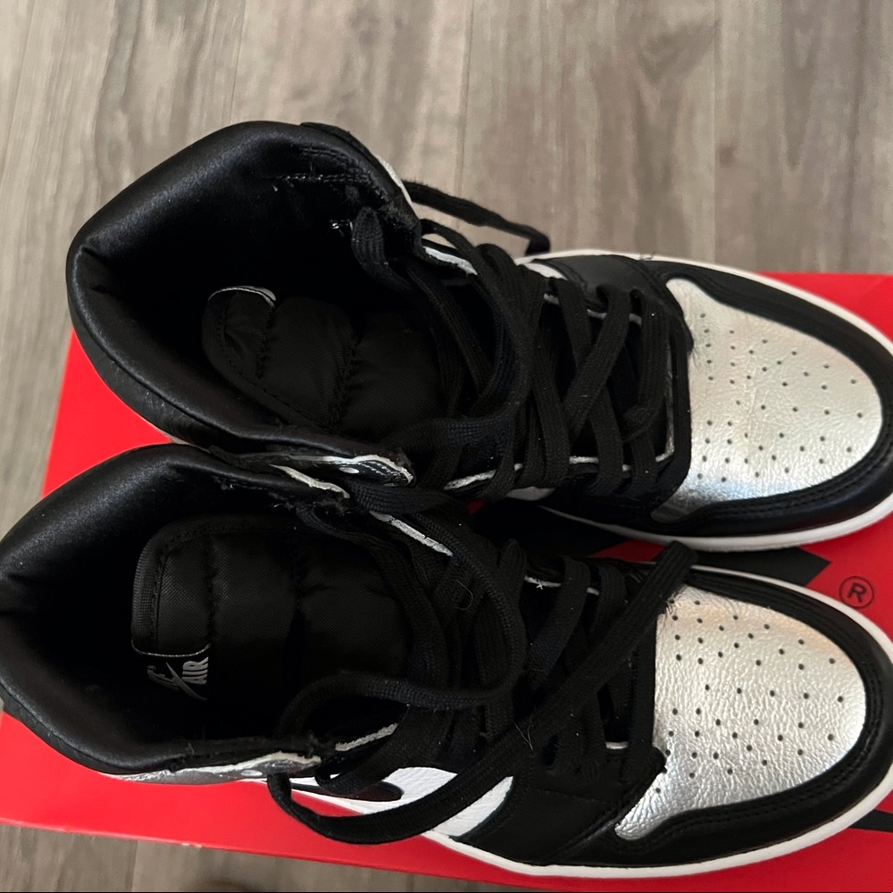 Retro Jordan high